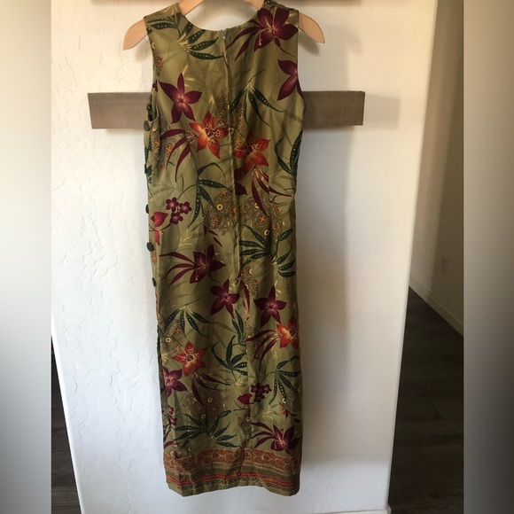 R&K Originals|Vintage tropical floral maxi dress with side buttons & side slit• - Picture 8 of 13